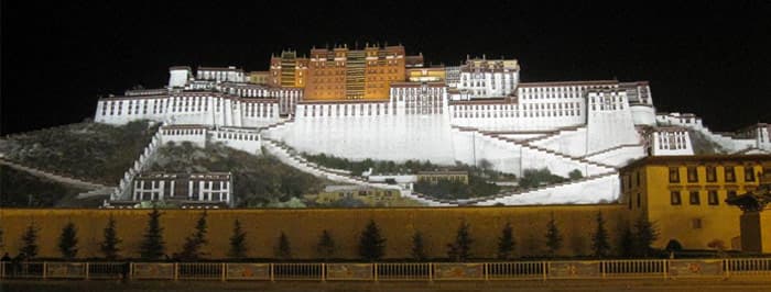 Tibet travel planning landscape